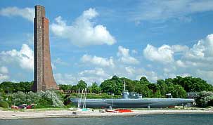 Wahrzeichen Laboes: das Marineehrenmal